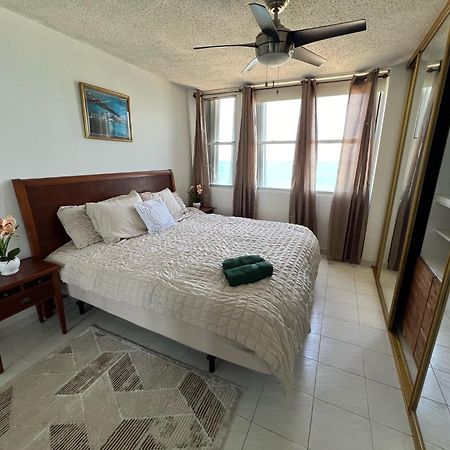 Gorgeous Ocean View 1Br W/Beach Acess & Pool Appartement San Juan Buitenkant foto